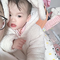 不知不觉你已经八个月了，晚上没事又把怀孕管家下载下来看看以前怀孕时发的帖子，当时迫不及待的想把你...