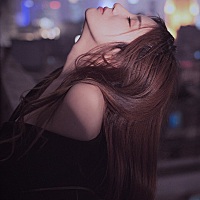 感觉自己快得产后抑郁症了，每天烦躁的很，希望宝宝赶紧长大，真的是很心累，每天熬夜睡眠不好，宝宝一...