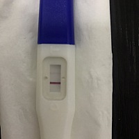 应该29号来的月经，还有俩天，昨天就测了一次，比较淡，今天早上又测了一次，比昨天的有加深，接下来就...