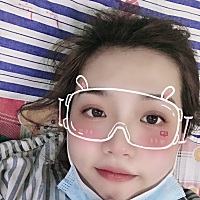 第一胎刚好41周，凌晨12点25分出生，二指到全开用了45分钟，无麻醉，无侧剪，有轻微撕裂，缝了内3针外三...