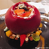 医生说，假如你想生完孩子恢复到少女身材，要么产前控制，要么产后节制，总是要忍一次，你自己选。 我是...