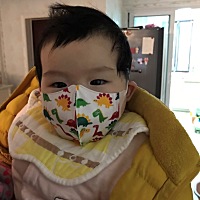 宝宝之前吃奶一直挺好的，后来M的奶嘴破了换了个新的L奶嘴就不好好吃奶了，白天吃奶很困难，有点抗拒，...