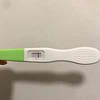 最近感觉腰酸，满怀期待的，今天早上测是大白板。🤦‍♀️