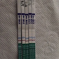 还有三天来月经，这个是有了么。另外什么时候去医院检查比较合适