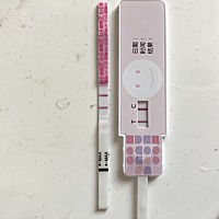 第一个月，个人为不设防必中，各和套症状，结果没中。第二个在造造上学到有排卵试纸这东西，自己去药房...