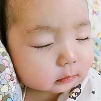 自己的宝宝，越看越爱😘😘