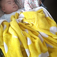 宝宝再有四天就满四个月了，最近貌似相对乖一点，最近发现两个哄娃神器，婴儿推车，和听故事，每次情绪...