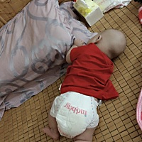 宝贝一张纸尿裤睡到天亮👍👍想要同款，我给你呀