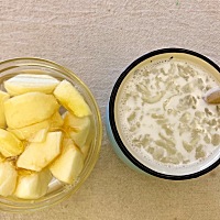 今天的早餐：新鲜苹果，热水热一下，养生不吃冷食。 牛奶泡雪蛤。口感嫩滑，像小果冻。保养一下输卵管。...