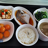 2020.03.06凌晨04：30破水，胎盘早剥血性羊水紧急剖腹产，医生说再晚点宝贝就没了(´;︵;`) 麻麻的月子...