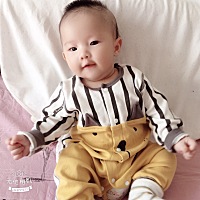 宝宝三个月了，自己每天带两个孩子，老大6岁了，因为疫情出不去，天天伺候两只小将……每天还要收拾家，...