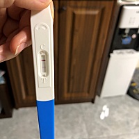 麻烦大家帮忙看看，3月1号排卵的，今天早上测到的，不懂算不算中奖？