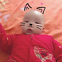 宝宝今天第一次翻身了！103天😘😘😘😘