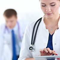 有了身孕之后，孕妇就成了家里的“国宝”，一举一动都得留意。孕妈怕出意外，也愈发懒得动，说是在养胎...