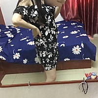 两个人，一见钟情，恋爱，结婚，生子，一家三口 妈妈不会表达。妈妈爱你，每天每天都爱你，也爱你爹，哈...