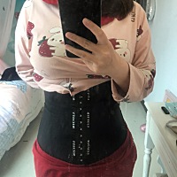 坚持穿束腰的第四天 希望肚子的肉肉能离我远点