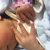 周五20日吃过晚餐和文先生一起从乡下回市里，一直已经有点偶尔来一下的假性宫缩。然后，早早的准备洗澡...