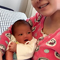 可爱的小天使👼   🐣第八天了 不哭不闹吃饱就睡特别的乖 这样的宝宝再来一打也可以呀 妈妈好爱你呦...