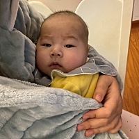 我的娃终于自己能睡整夜觉啦