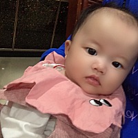 一百天的小公举来咯😄还是单眼皮主要太难了
