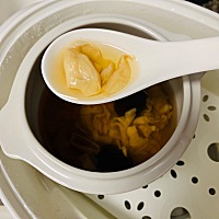 谢谢我的老公和我婆婆在我月子期间的悉心照顾，每天营养搭配均衡，一日6餐到8餐，温暖而美好 这是一盅凌...