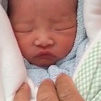 我家宝宝早产一个多月，因为自身原因不能給我宝宝喂母乳，请问各位宝妈吃什么奶粉好呀！求推荐