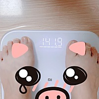 昨天吃的有点嗨皮啦🤣居然没掉秤，有没有和我一起想减肥的宝妈们，一起互相监督起来！