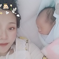 宝宝出生多久可以剪指甲？？？