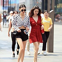 昨天又来例假啦，又得等一个月，好烦，