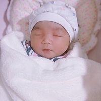 3月23日预产期，3月19日早上发现见红，下午去医院产检，医生说只是见红还没破羊水，建议先回家，不料护...