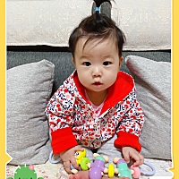 好久没来更新，这家伙晚上总不好好睡觉，我已经休完产假上班了，白天困的我呀……🥱