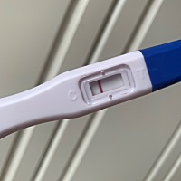 前天下午还是白板，看帖子说晨尿准试了一下