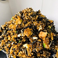 小时候就吃的味道，老妈最喜欢做，我们也最喜欢吃的一种包子！里面换上腊肉会更香！走的时候妈妈就说，...
