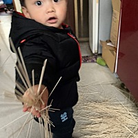 今天给儿子断奶了，加油，让儿子爱上奶粉，让我不被涨奶困扰