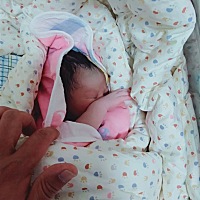 40＋6顺产男宝宝，二胎简直无法想象的痛，女人太伟大了，一直以为是小妹妹，所有东西都是按照女孩准备的...