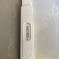 麻烦帮我看看有没有怀孕，大姨妈推迟8天了