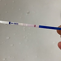 最近总感觉冷，小肚子隐隐做痛，腰也有点酸