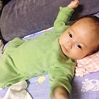 我是纯母乳奶瓶的宝妈，顶多让她嘬两口，大家自己对号入座哈。据统计有三分之一的哺乳期宝妈饱受乳腺炎...