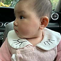 之前有母乳跟奶粉混养。喝澳州的爱他美。 8个月后打算断奶了。疫情之后。不想给她喝爱他美了。感觉不安...