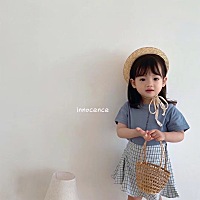 好纠结，请宝妈们帮我选一件。。都好喜欢呢