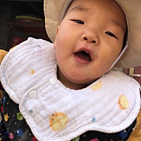 路过的宝妈谁有有效的方法治拉肚子吗，宝宝喝了妈咪爱还有蒙脱石散，都没用，谢谢告知