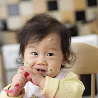 菠菜亦是常见「宝宝食物」的一种，比起南瓜、红薯这些甜度较高的食物，菠菜算是菜草味较重的蔬菜。而在...