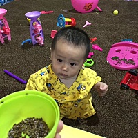 能把孩子照顾好 家里收拾干净的女人都不简单 不要觉得家庭主妇就是个保姆