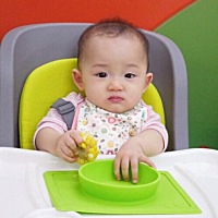 俗语有云：「民以食为天」，「食」得好与否，分分钟影响身体发展及健康。婴儿期是小朋友建立良好饮食习...