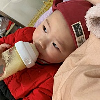 我和孩子他爸结婚都还没有两年 现在两个人的样子超级平淡 像几十年的夫妻一样 我知道他爸还是爱我的 但...