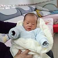 不得不表扬👍小瑞瑞，跟在妈妈肚子里面一样，名副其实的乖宝宝👶吃饱就睡，很少哭闹，除了饿了拉了...