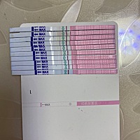 各位帮我看下这是不是生化了？4月8号来的大姨妈，4月12大姨妈结束，这上面说该这几天排卵，怎么印迹越来...
