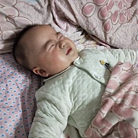 不知道因为啥，莫名其妙的心烦，有一种说不出的感觉，憋的好难受，今晚又不想睡觉了