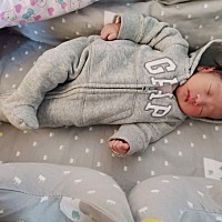 有多少人的婚姻是无声的？我觉得在这个家是多余的，可有可无。家里有2个保姆，家里的事情我只要安排，不...