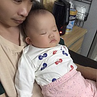 连头发都像，不知道怎么了掉头发